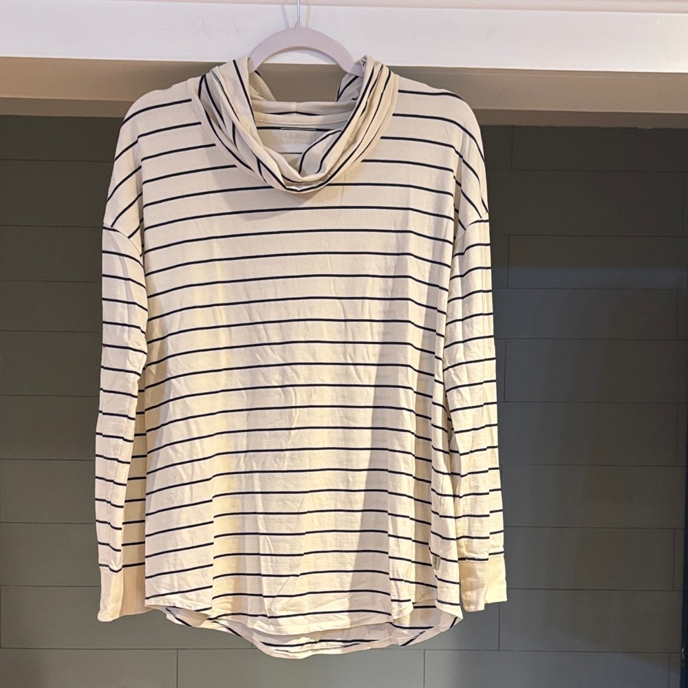 L.L.Bean
Soft Stretch‎ Supima Turtleneck Long Sleeve Stripe
